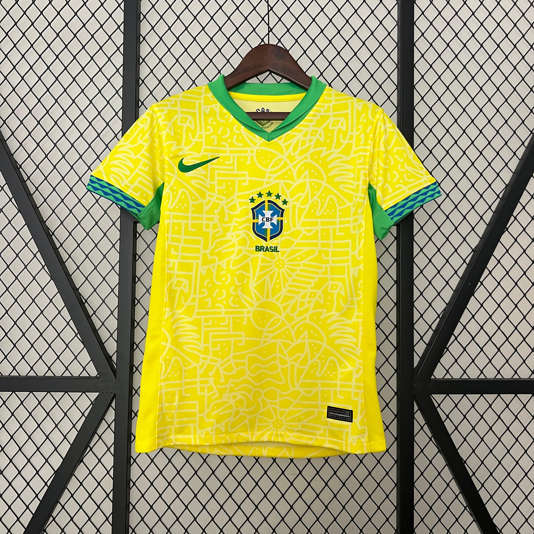camisa Brasil feminina Amarela