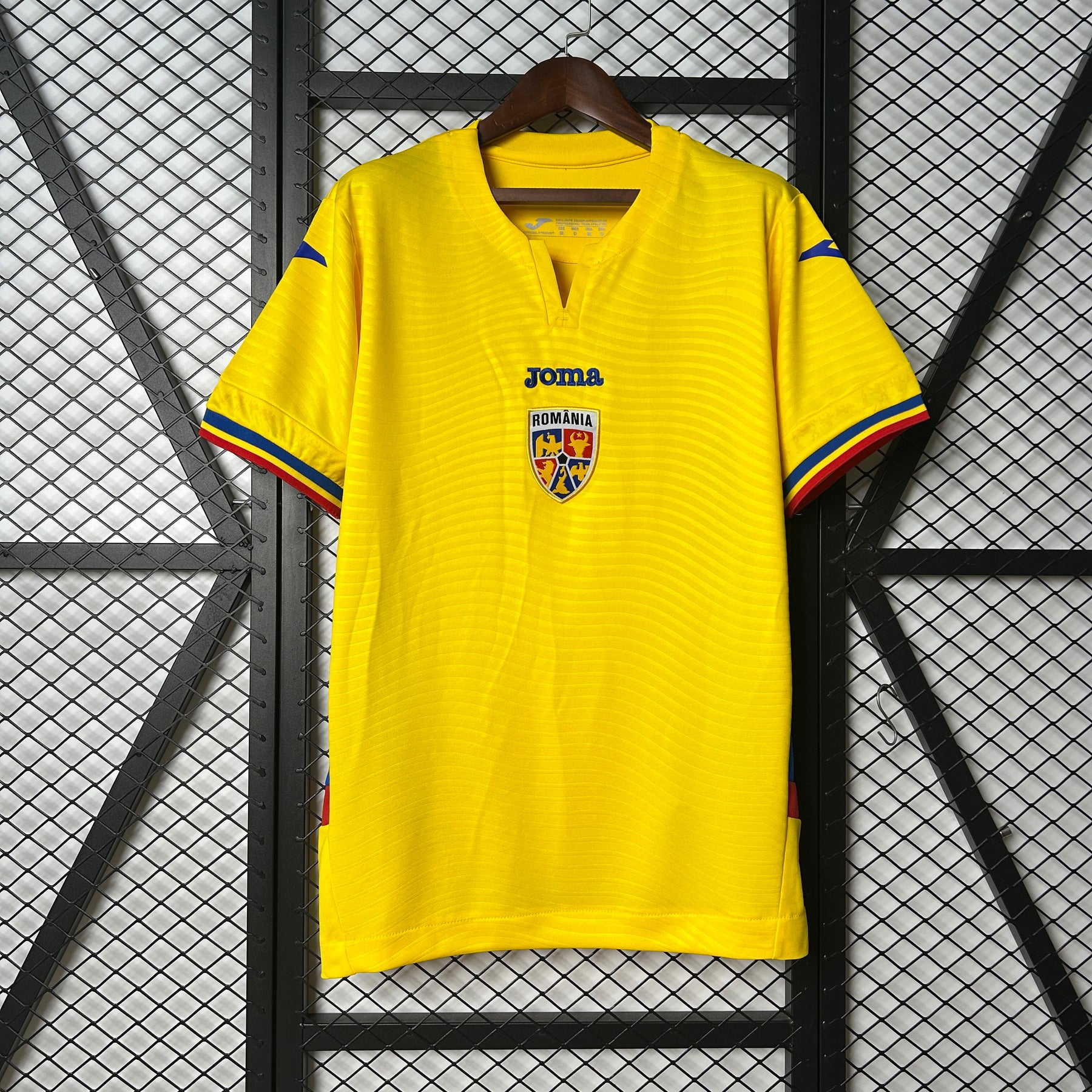 Camisa Romenia 25