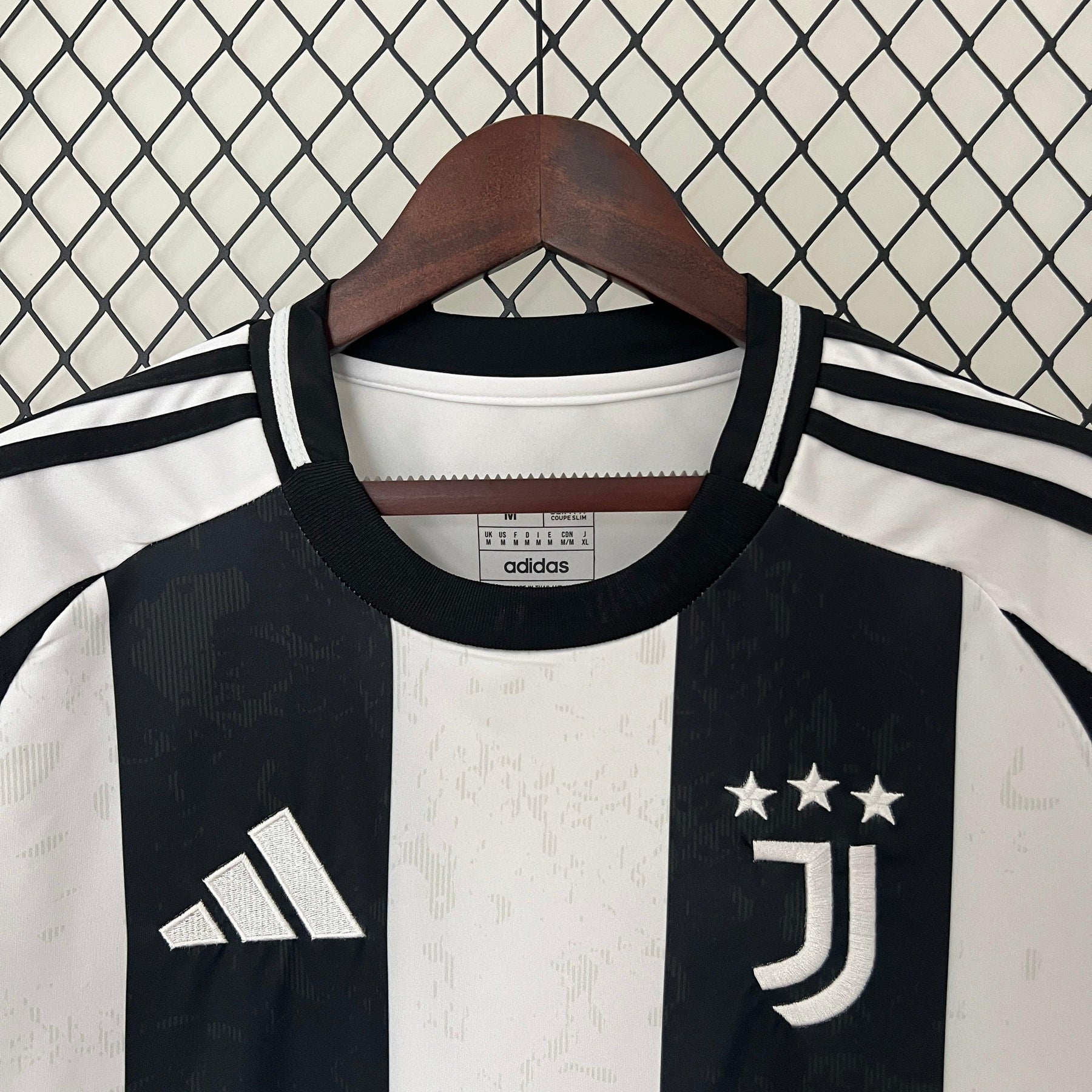 Camisa Juventus 24/25