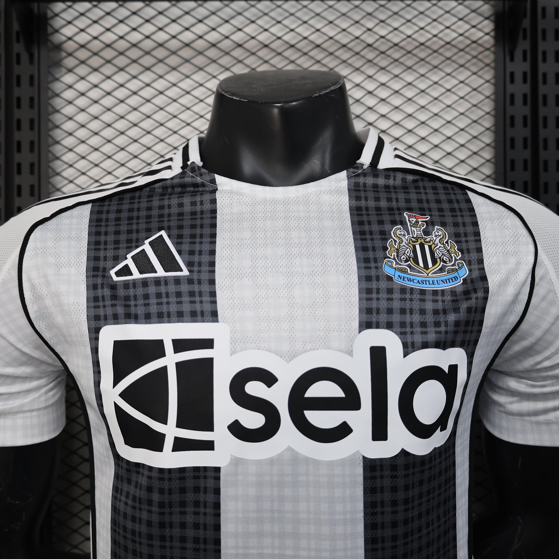 Camisa Newcastle Versão jogador 25/26