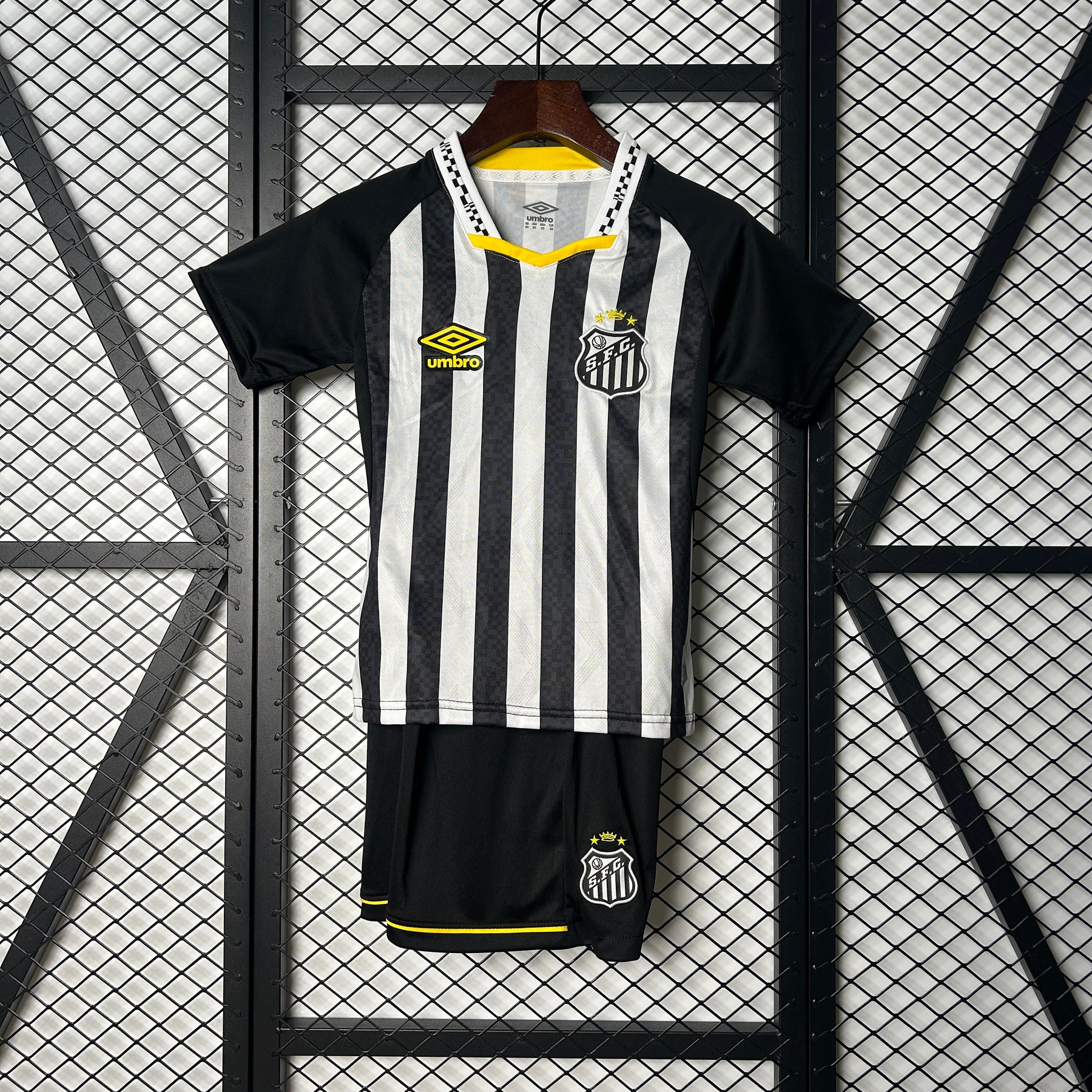 Kit infantil Santos 25/26