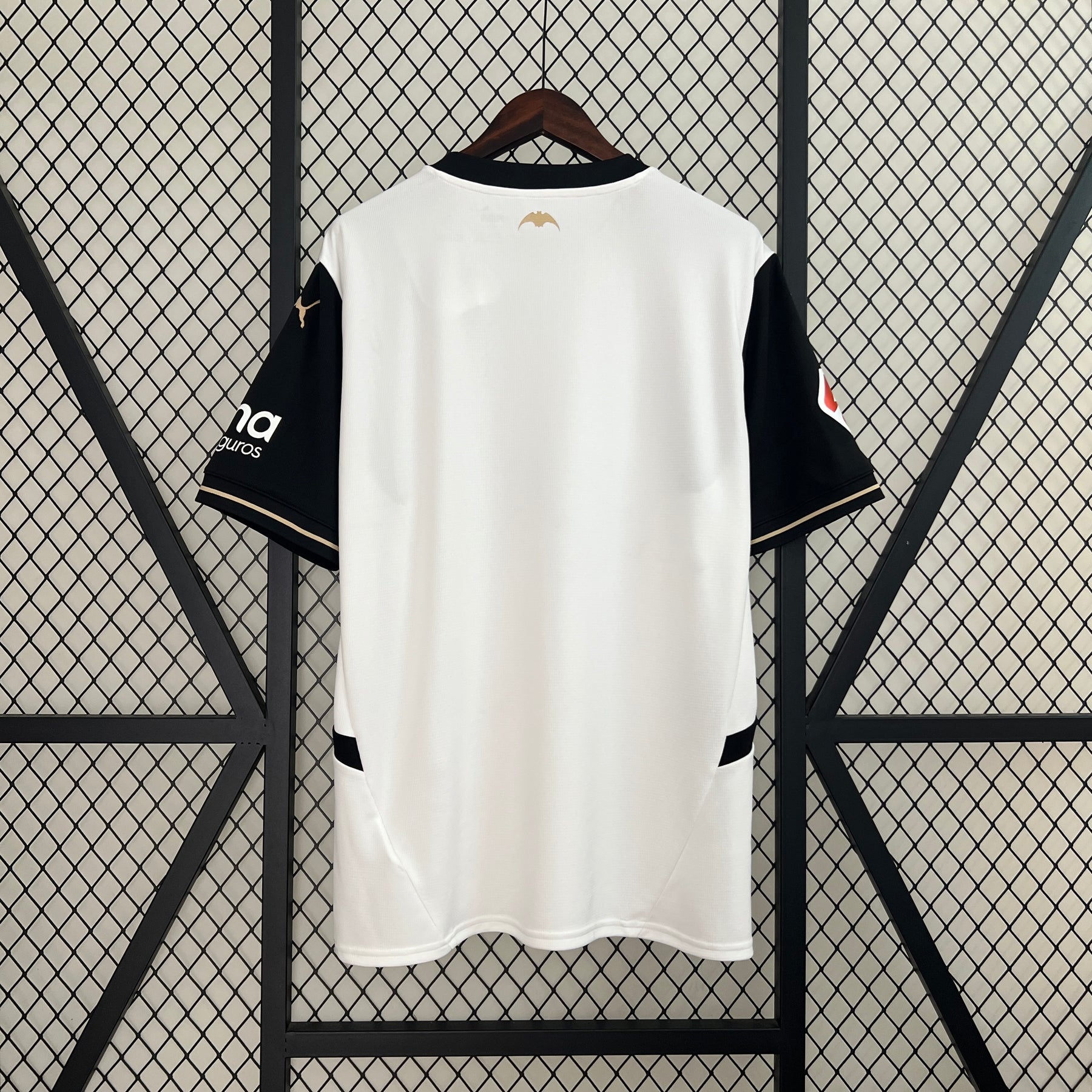 camisa Valencia 24/25