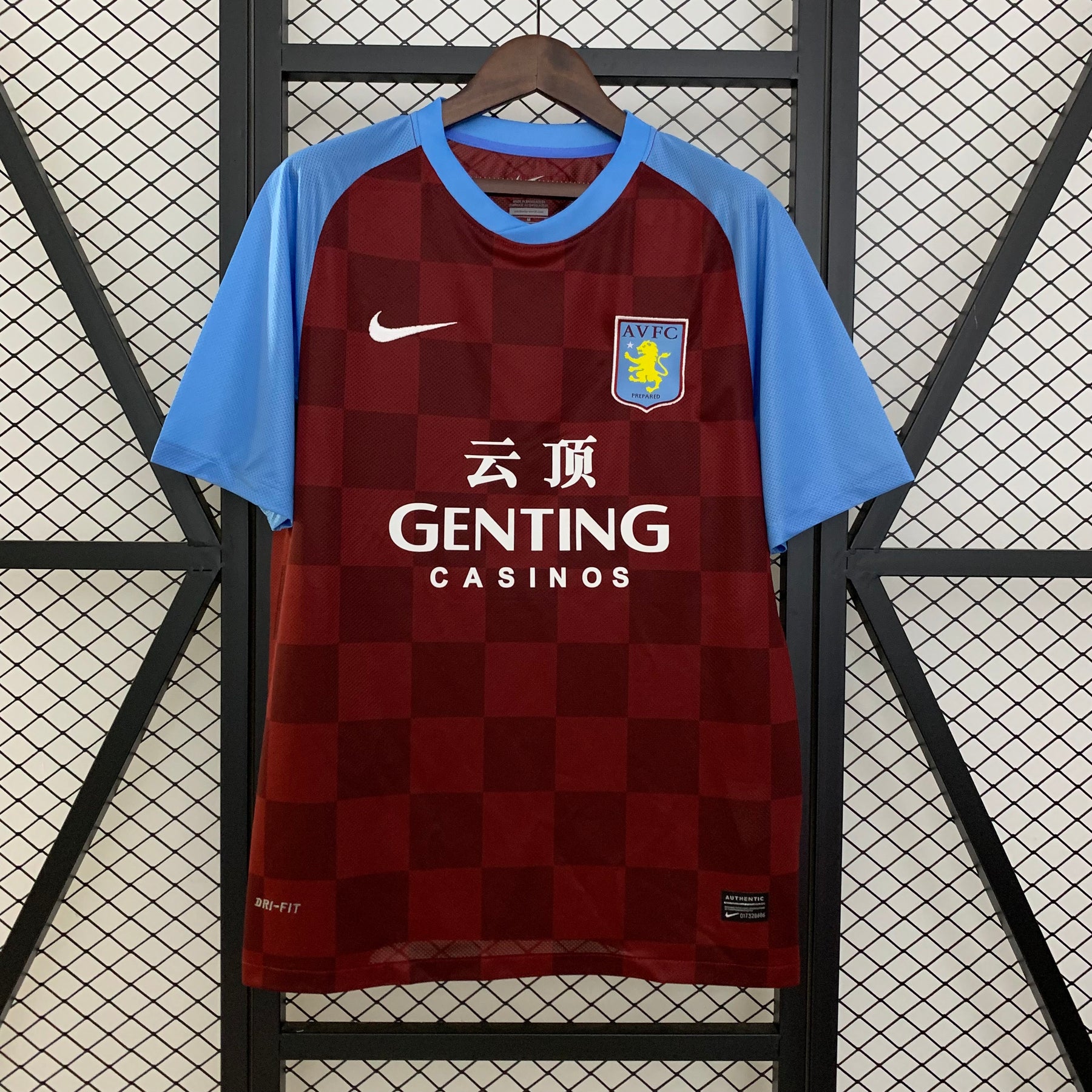 Retro Aston Villa 11/12