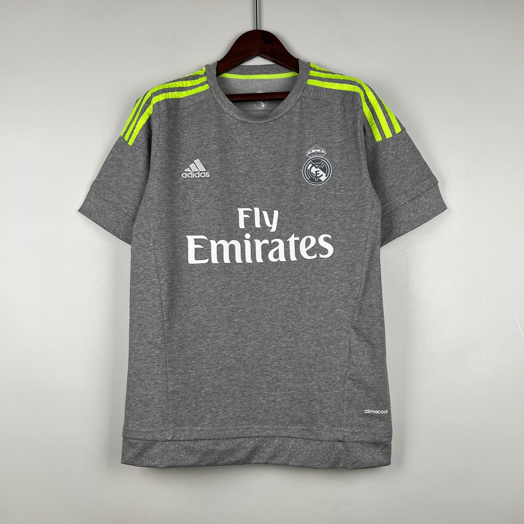 Camisa Retrô Real Madrid 15/16