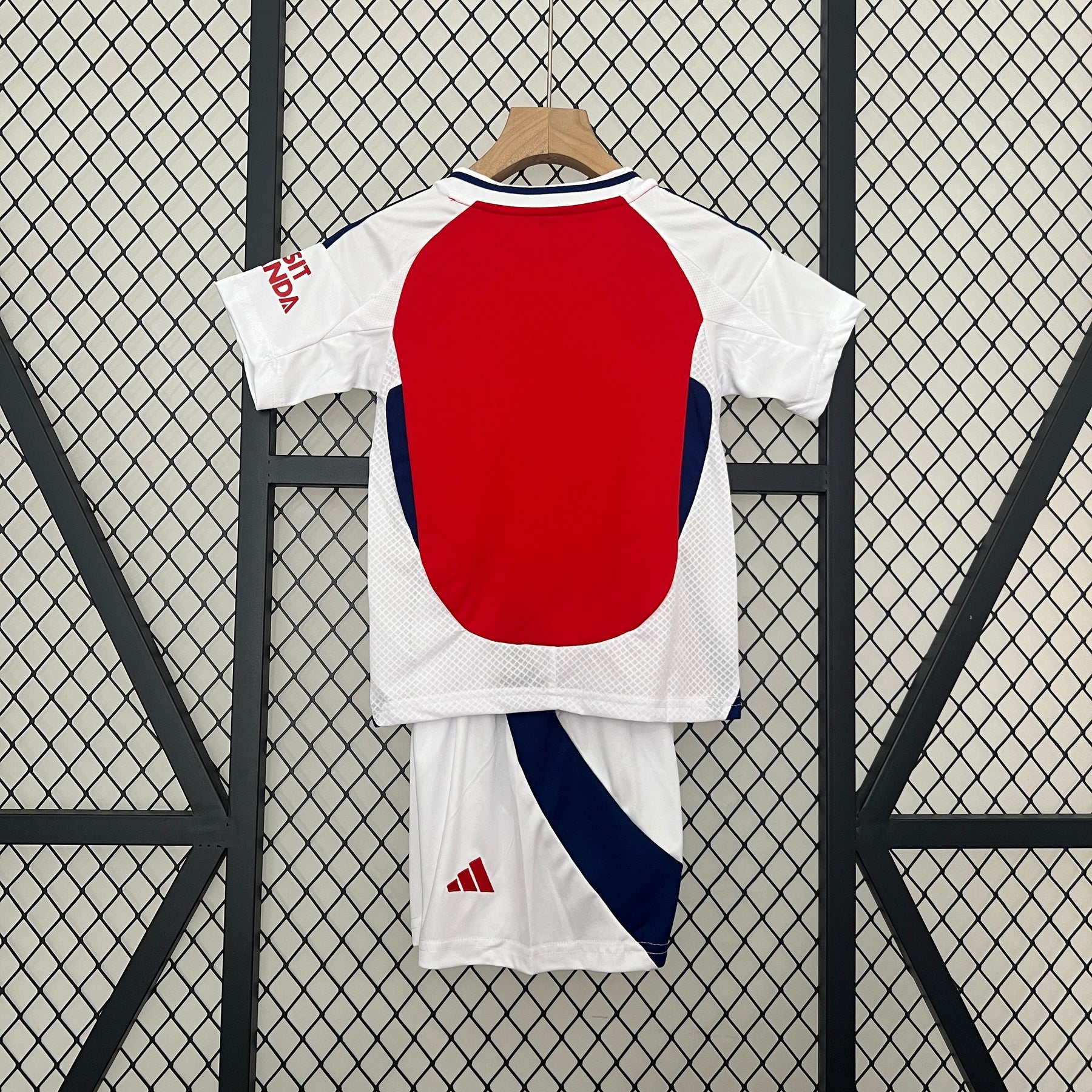 Kit infantil Arsenal 25/26