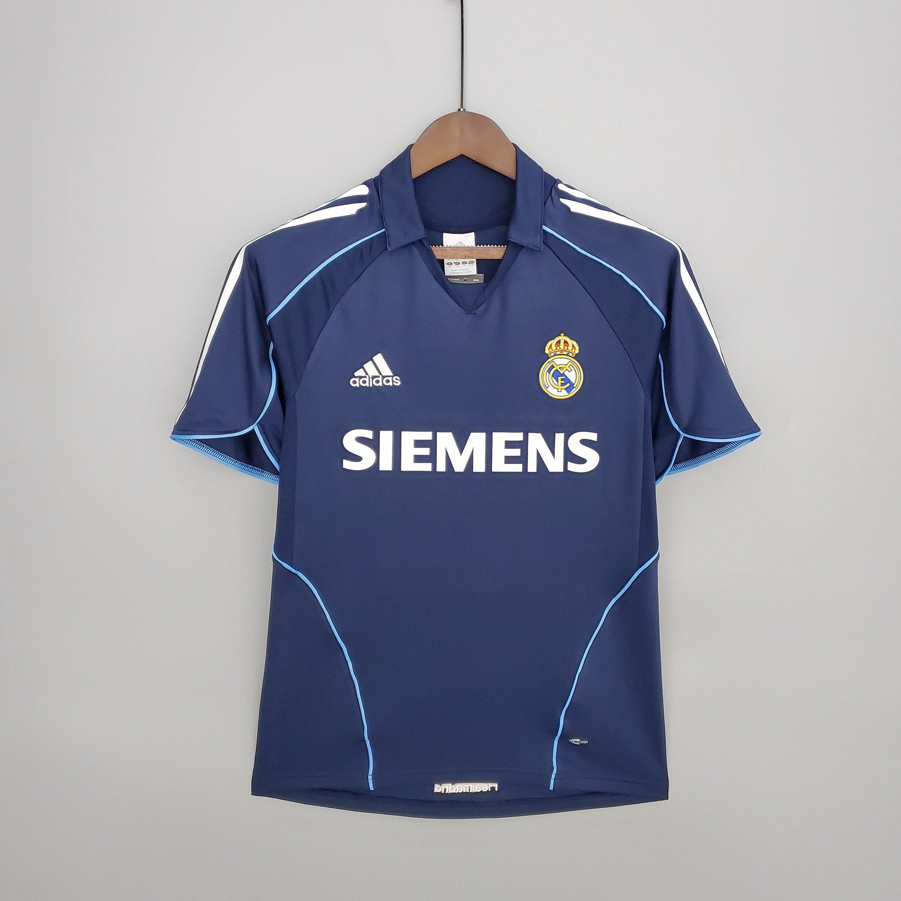 Camisa Retrô Real Madrid 05/06