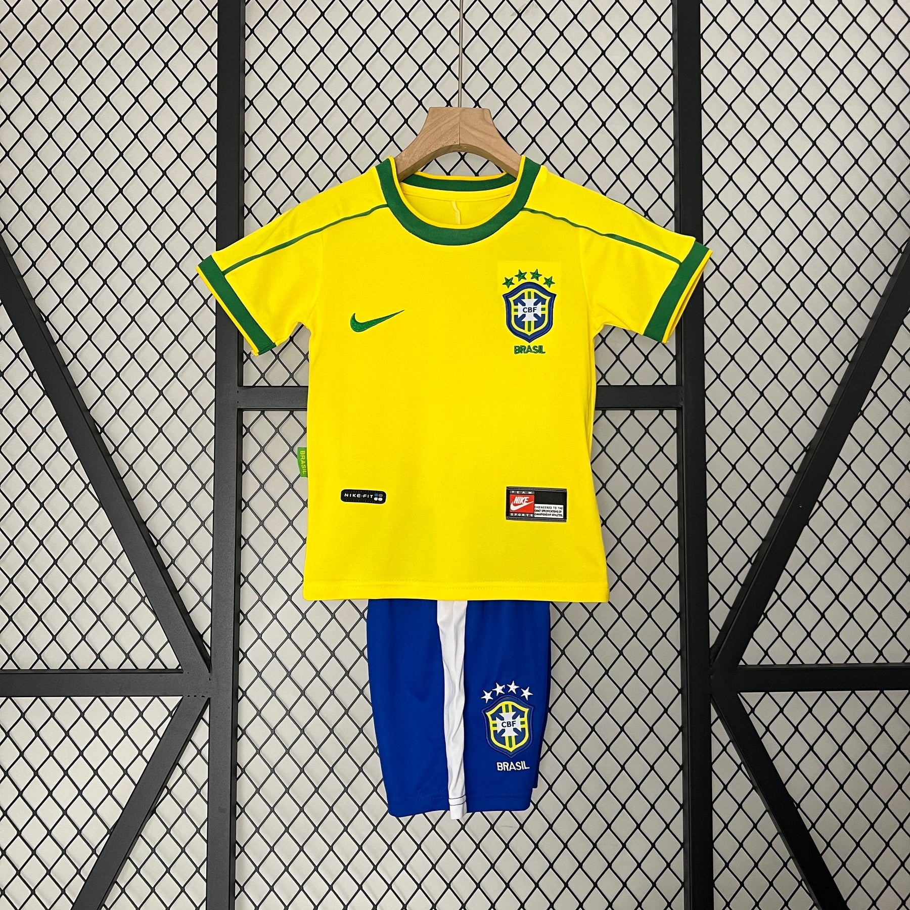 Kit infantil Brasil 1998