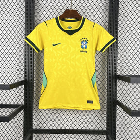 camisa Brasil feminina 2026