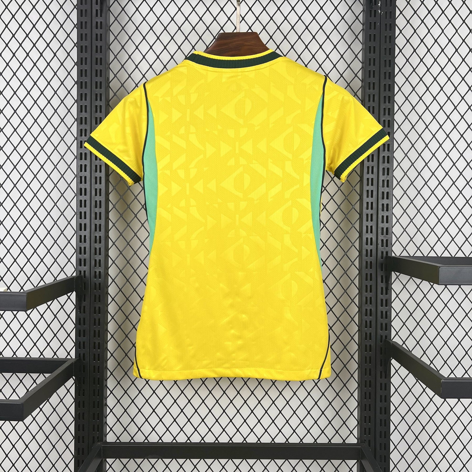 camisa Brasil feminina 2026